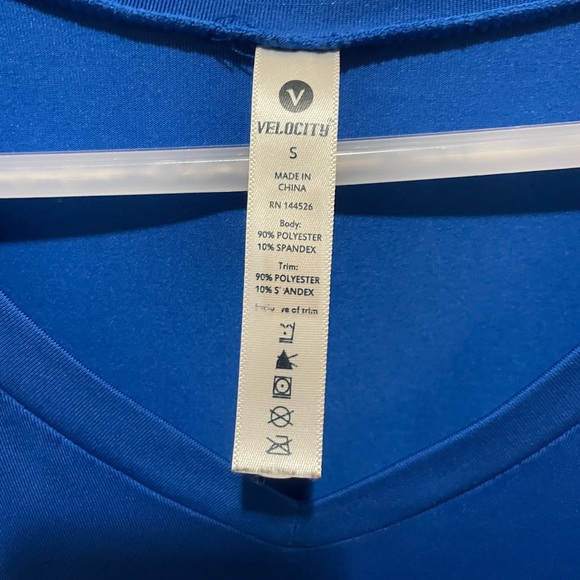 active wear t-shirt - Picture 3 of 3